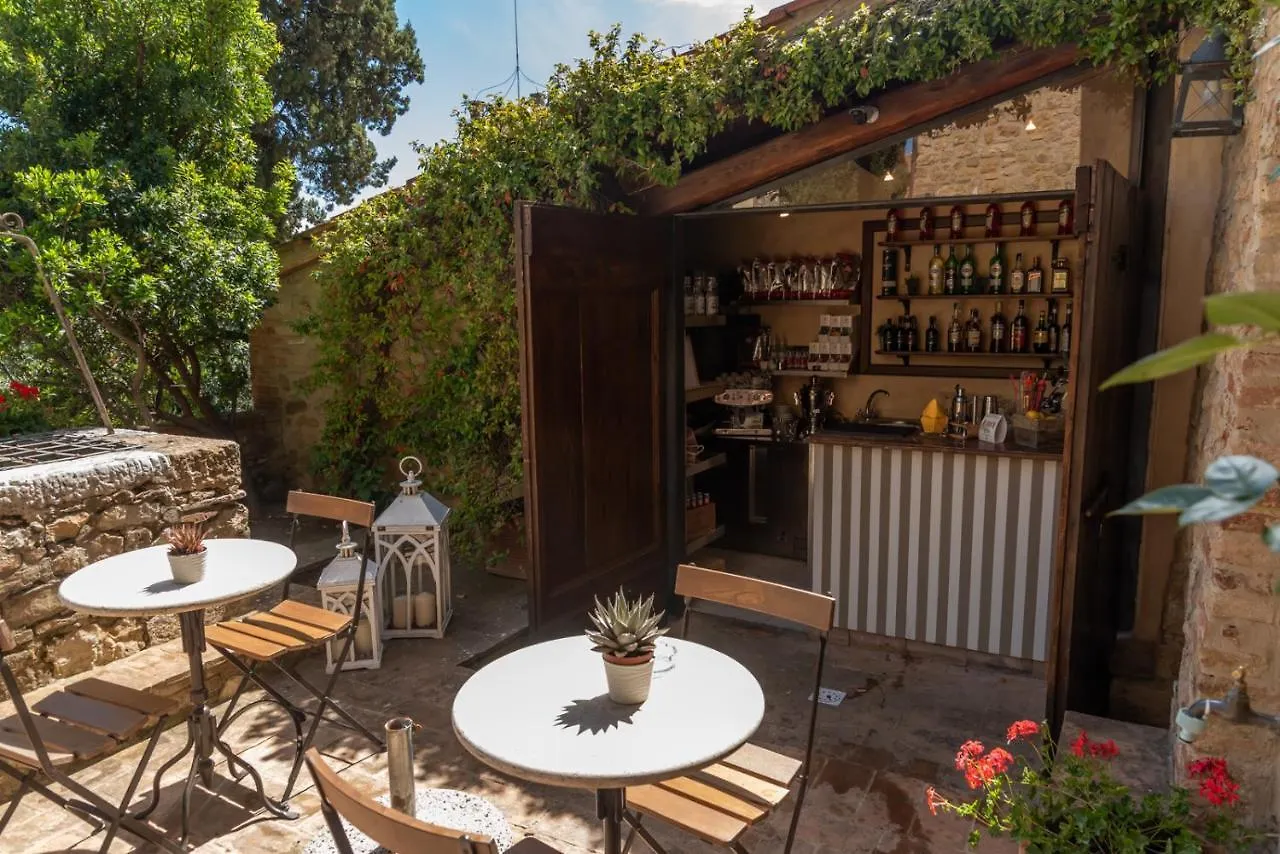 Torre Giardino Segreto B&B- Borgo Capitano Collection - Albergo Diffuso San Quirico d'Orcia