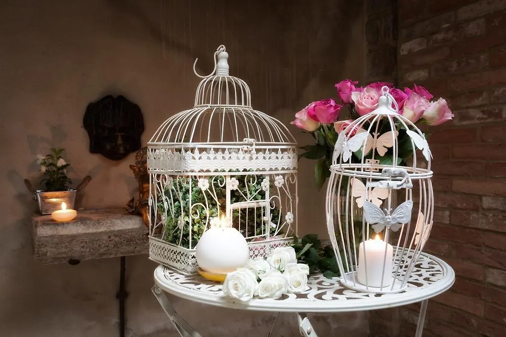 Torre Giardino Segreto B&B- Borgo Capitano Collection - Albergo Diffuso San Quirico d'Orcia 5*,